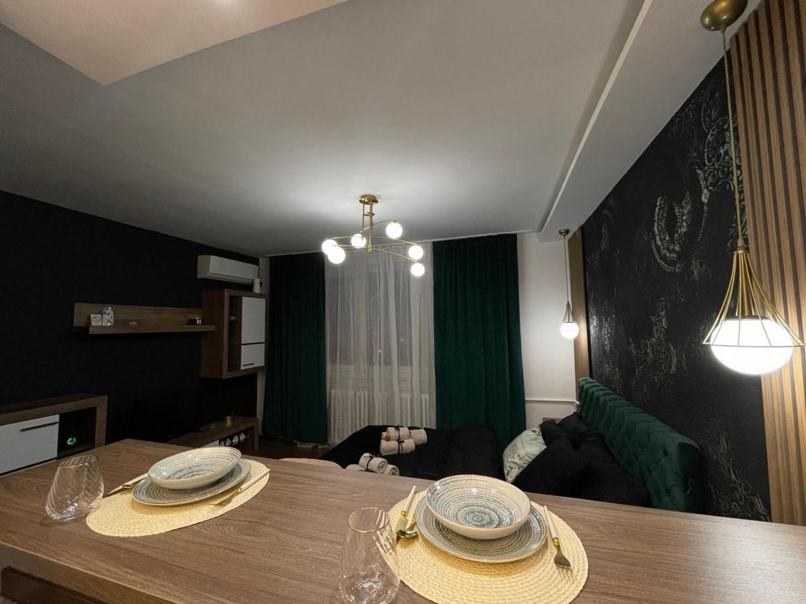 The Nada Apartment Of Hope スボティツァ エクステリア 写真